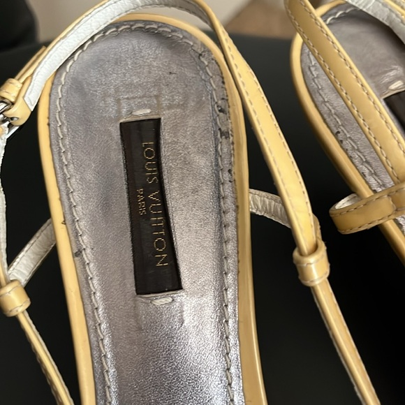 Louis Vuitton kitten heels. Vintage from 2002. - Picture 3 of 4